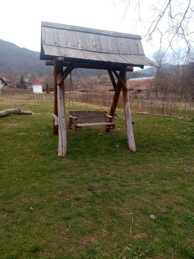 Садиба Федорчуків За Рікою Szeszory Zewnętrze zdjęcie